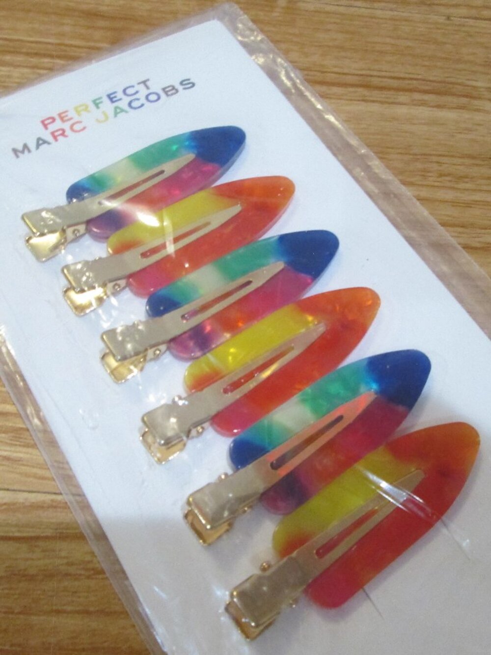 PERFECT Marc Jacobs 6 piece hair pin rainbox Hair pin clips New